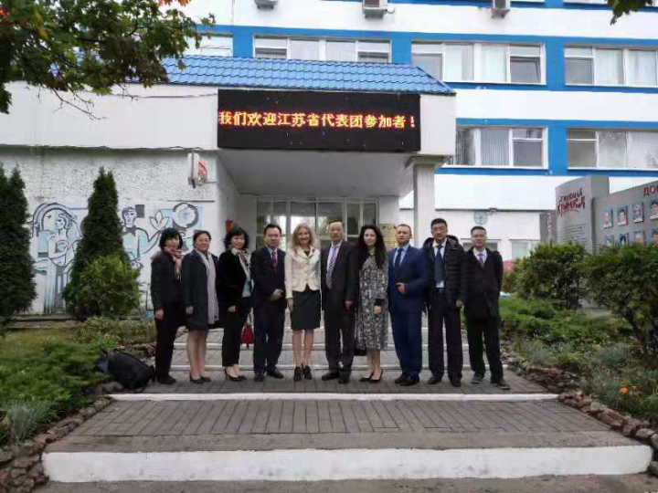 3118云顶集团官网粮油公司与白俄罗斯巴布施金娜-卡伦卡牛奶公司签署战略合作协议